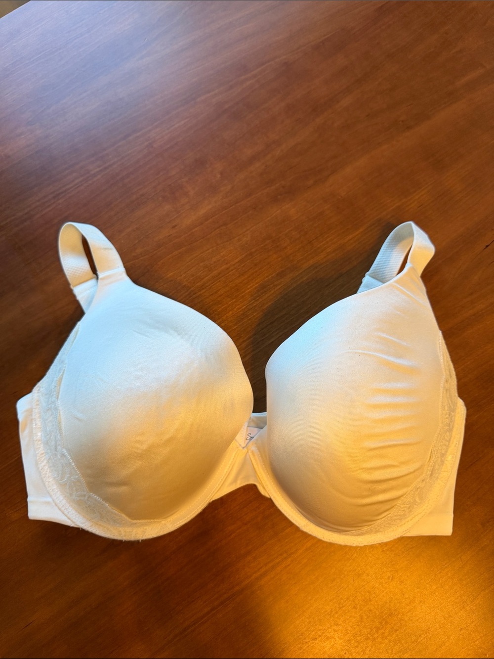Secret Treasures Smooth Underwire Bra with lace detail - Cream size 42DDD